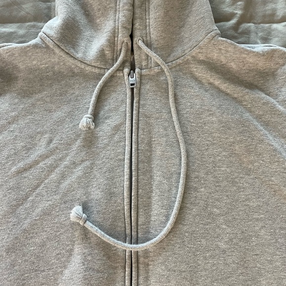 Aritzia Tna Cozy Fleece Boyfriend Zip Hoodie Heather Chrome Size Large - Picture 11 of 12